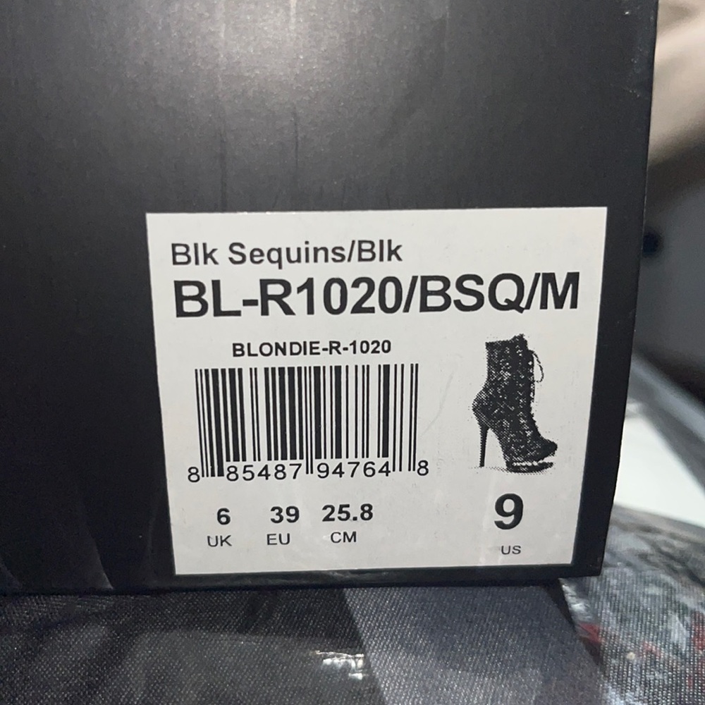 Stripper boots